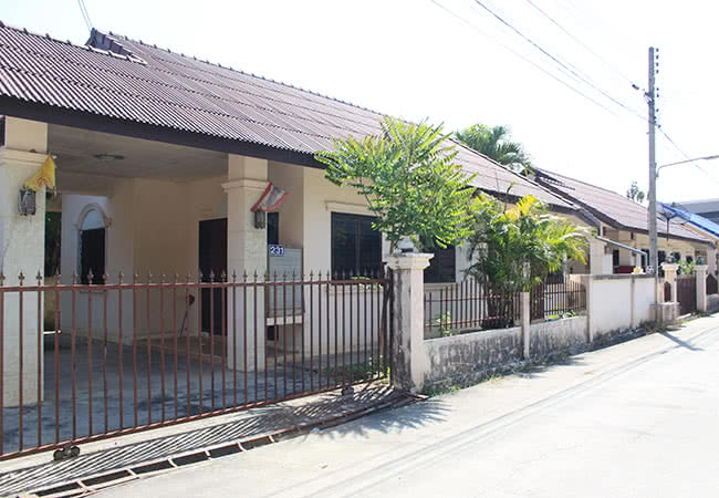 บ้านเพิ่มทรัพย์โฮม Baan Permsub Home