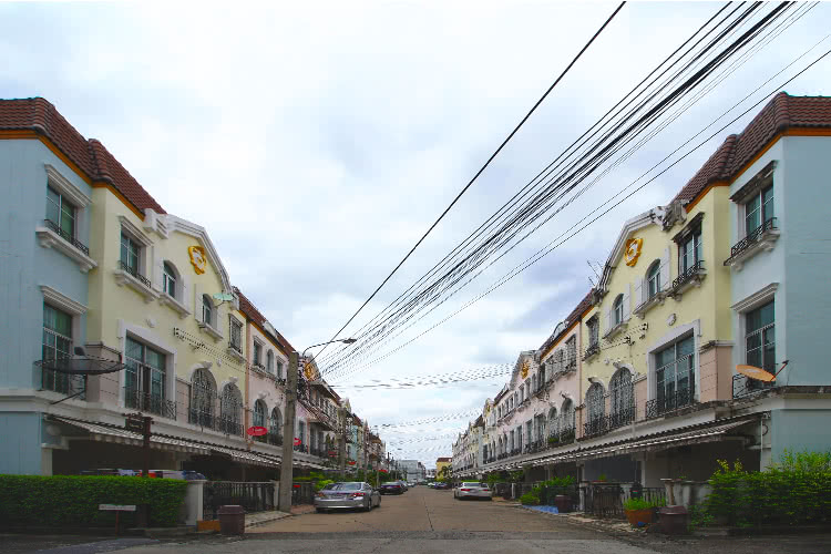 บ้านกลางเมือง ลูเซิร์น สุขุมวิท Baan Klang Muang Luzern Sukhumvit