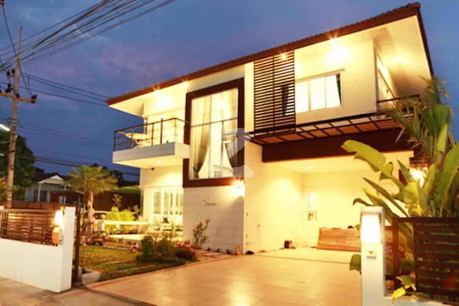 บ้านเปี่ยมสุข พาร์ควิว Baan Pieamsuk Parkview