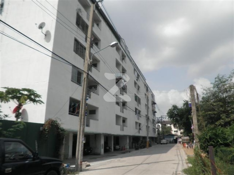 จิตรวารี คอนโดมิเนียม Chitwaree Condominium