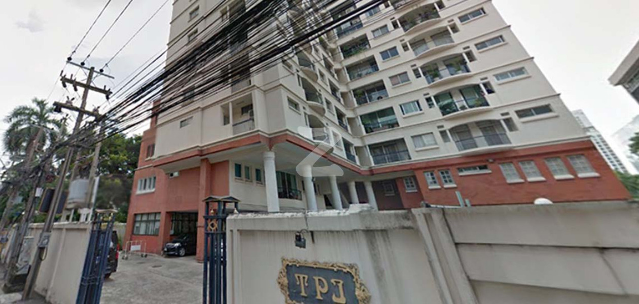 ที พี เจ คอนโดมิเนียม T.P.J. Condominium