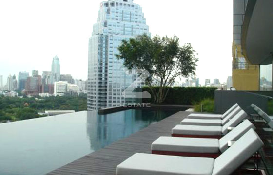 ศาลาแดง เรสซิเดนเซส Saladaeng Residences