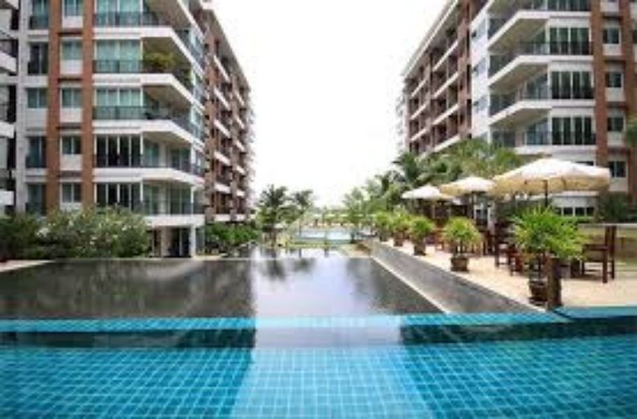 ไดมอนด์ สวีทซ์ รีสอร์ท คอนโดมิเนียม Diamond Suites Resort Condominium