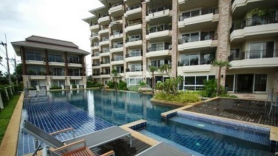 ซันไรส์ บีช รีสอร์ท แอนด์ เรสซิเด้นซ์ Sunrise Beach Resort & Residence