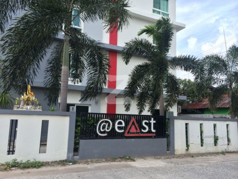 แอทอีสต์ คอนโดมิเนียม บางแสน @East Condominium Bangsaen