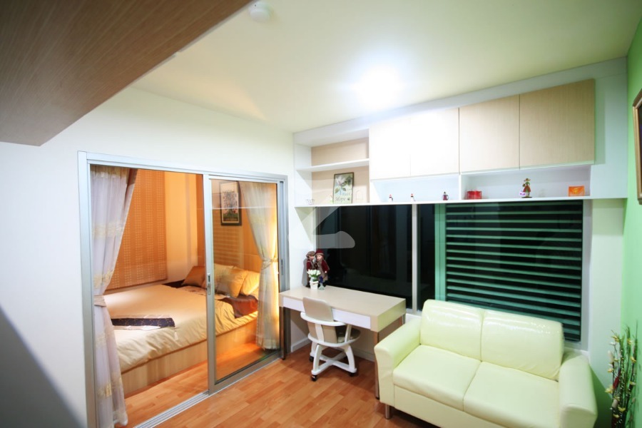 เดอะ กรีนเกรส บางแสน คอนโดมิเนียม The Green Glad Bangsaen Condominium