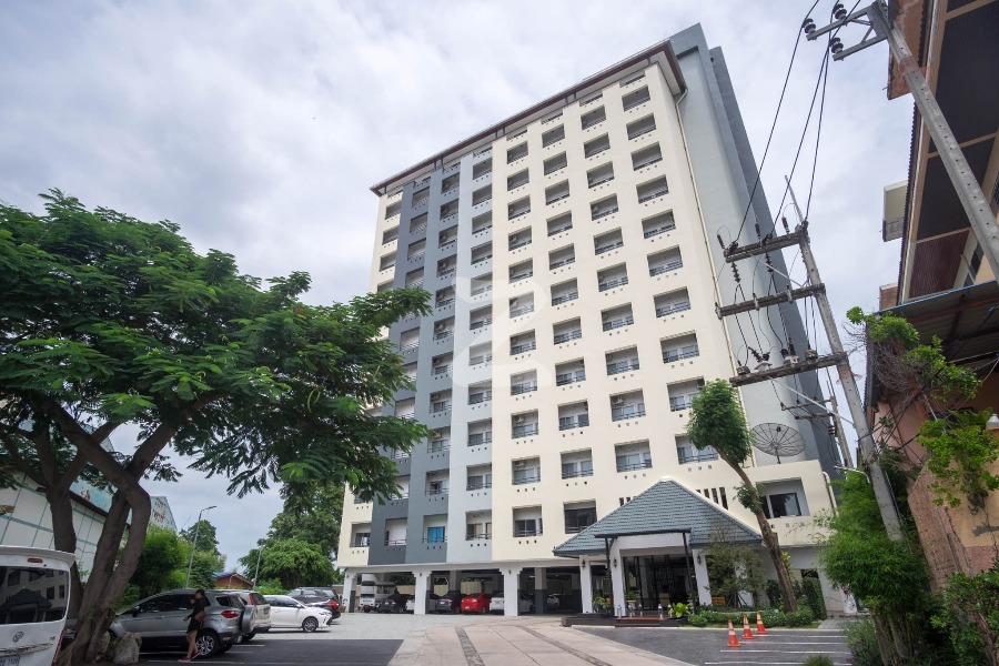 เรือนทิพย์ พัทยา คอนโดมิเนียม Ruanthip Pattaya Condominium