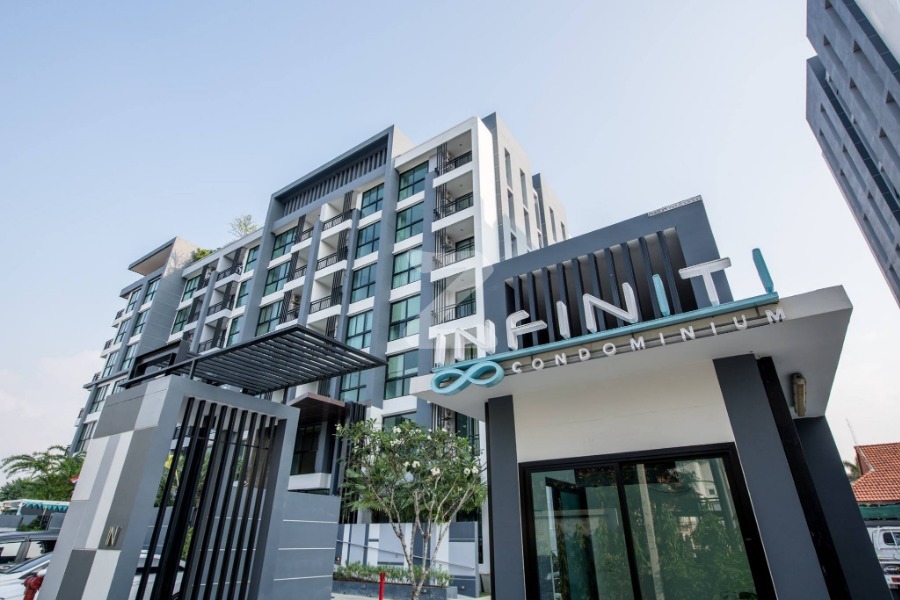 อินฟินิติ คอนโดมิเนียม พัทยา Infiniti Condominium Pattaya