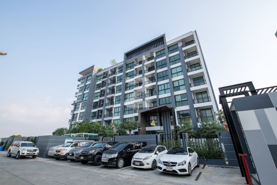 อินฟินิติ คอนโดมิเนียม พัทยา Infiniti Condominium Pattaya