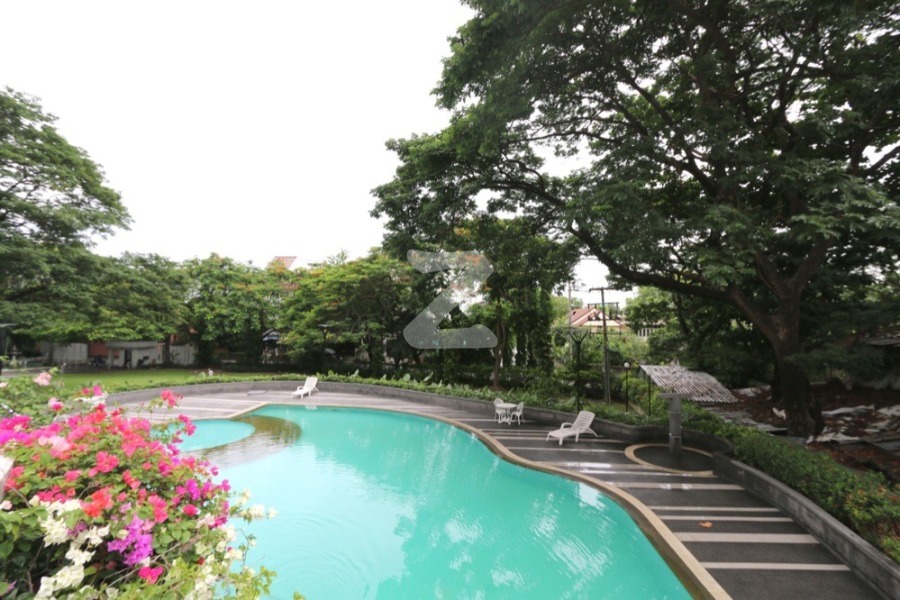 ฟลอรัล เชียงใหม่ คอนโดมิเนียม Floral Chiangmai Condominium