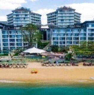 โมดัส บีชฟร้อนท์ คอนโดมิเนียม Modus Beachfront Condominium