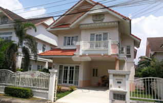 ให้เช่าบ้านเดี่ยว Parkway Chalet : เจ้าของให้เช่าเอง (งดรับนายหน้า) 