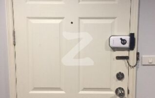 DIgital door +dubble lock