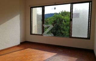 Studio room with Doi Sutep Mountain view.
ห้องนอนเล็ก วิวภูููููเขาดอยสุเทพ