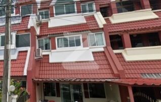 ขายบ้านทาวน์เฮาส์ ติดทะเล บนเขาพระตำหนัก-พัทยา Townhouse for sale with furniture in Pratumnak Hill.  : เจ้าของขายเอง (งดรับนายหน้า)