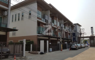 ขายทาวน์เฮาส์ The Empire Townhome Korat : เจ้าของขายเอง 