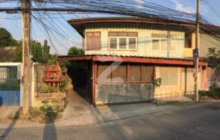 หน้าบ้านกว้าง 10 เมตร ติดถนนในซอย