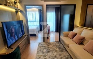 Ready to move-in Condo, New Built-in Furniture, Owner’s Post!!! No Broker คอนโดพร้อมอยู่ เฟอร์นิเจอร์งานไม้แท้ของใหม่ เจ้าของขายเอง !!!! ไม่มีนายหน้า : เจ้าของขายเอง (งดรับนายหน้า) 