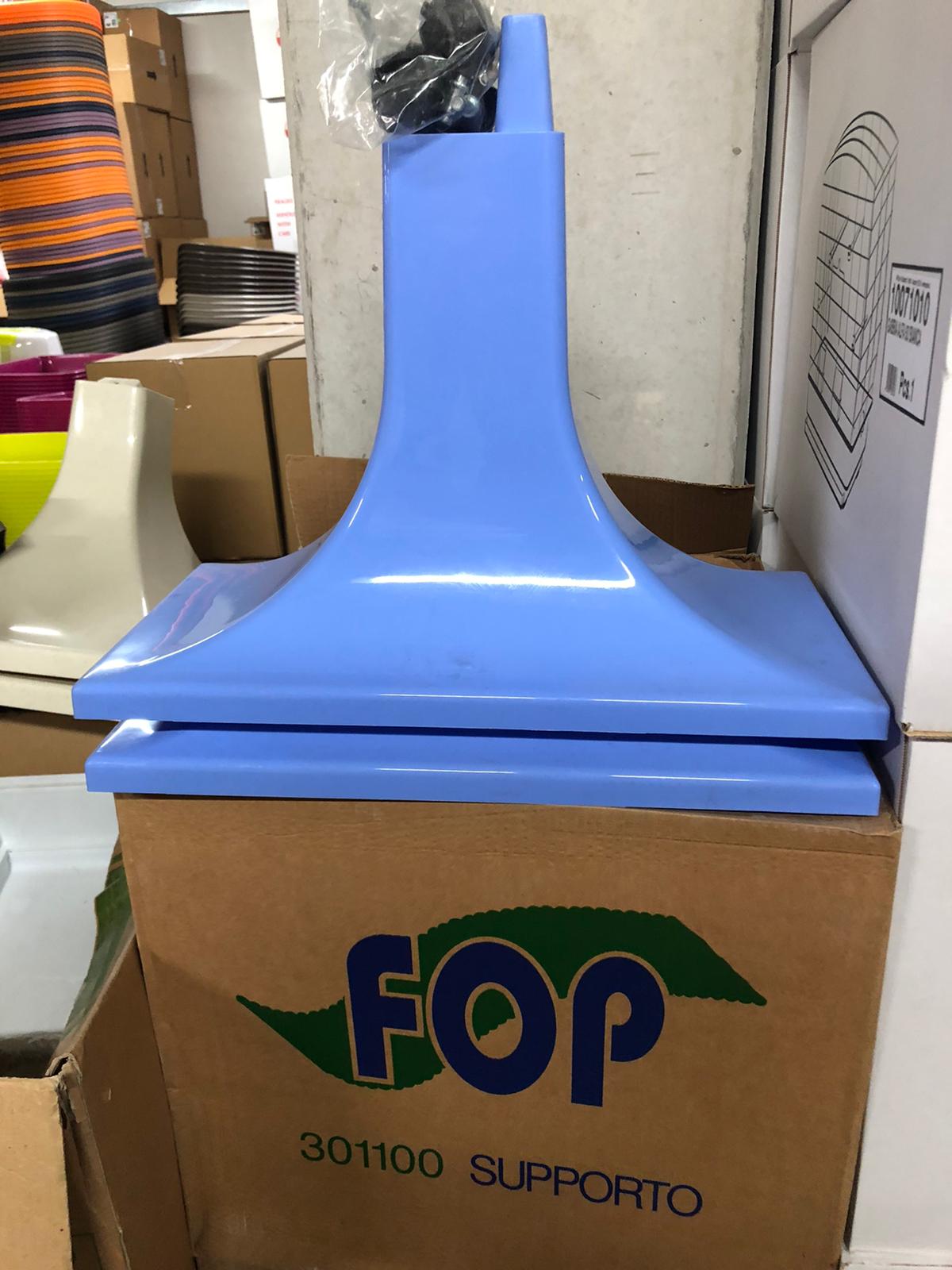 FOP CAGE STANDS
