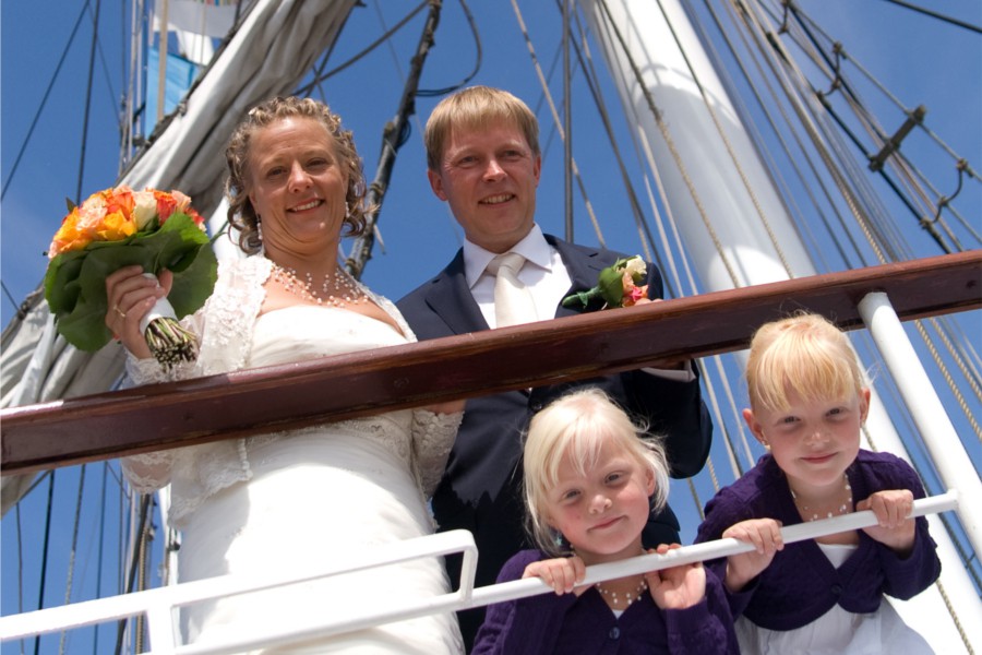 Detailafbeelding van Trouwen en dineren onder volle zeilen