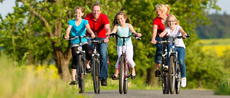 fietsen-familie-700X300